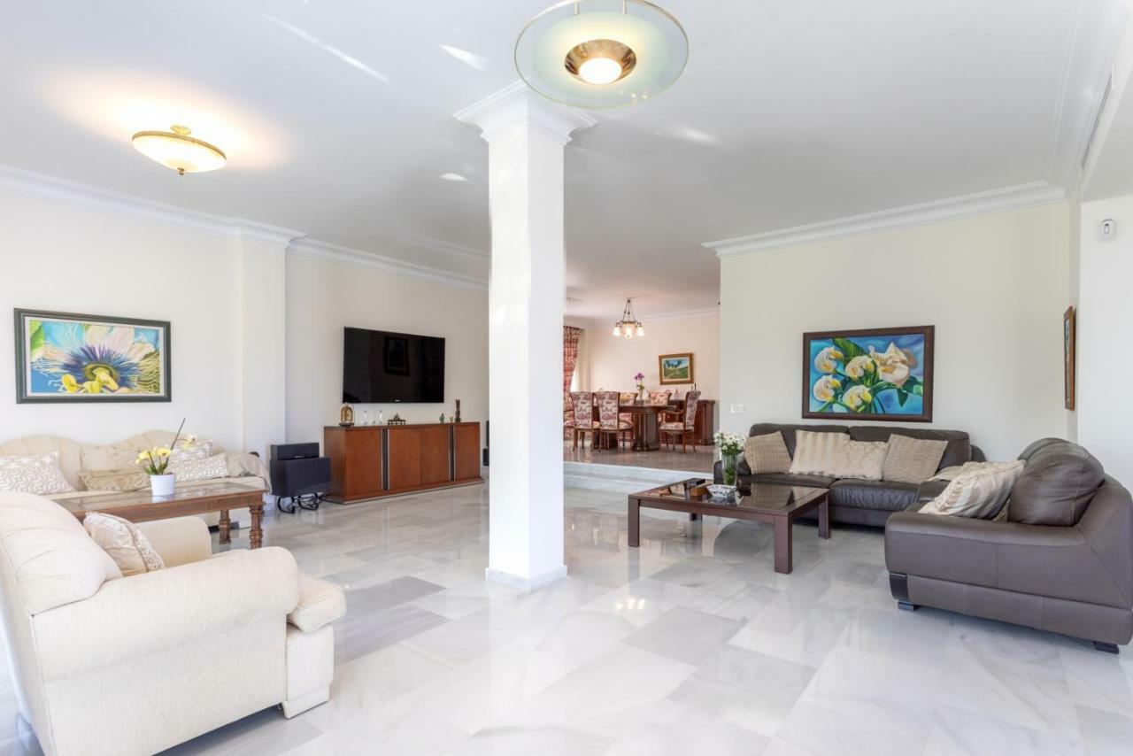 Villa Tocororo En Pinos De Alhaurin Alhaurin de la Torre Luaran gambar
